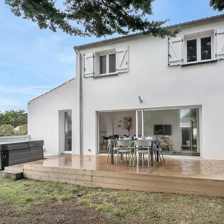 Maison Pour 8, Avec Jacuzzi A 200m De La בית נופש *