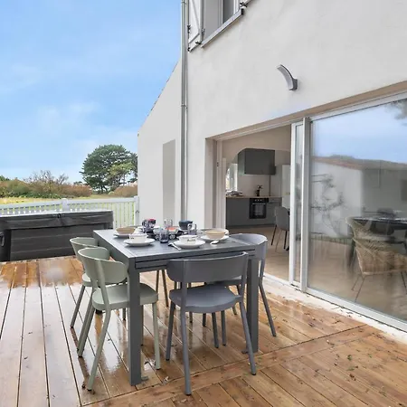 Maison Pour 8, Avec Jacuzzi A 200m De La 別荘 ラ・ベルヌリー・アン・レッツ