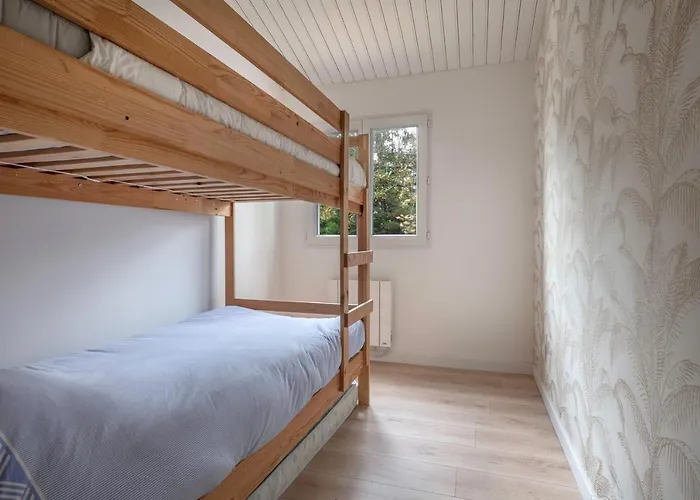 Maison Pour 8, Avec Jacuzzi à 200m De La