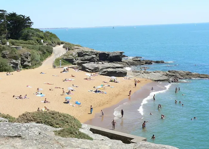 Casa de Férias Maison Pour 8, Avec Jacuzzi à 200m De La La Bernerie-en-Retz