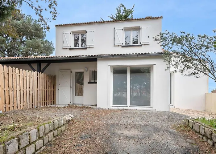 Casa de Férias Maison Pour 8, Avec Jacuzzi à 200m De La La Bernerie-en-Retz