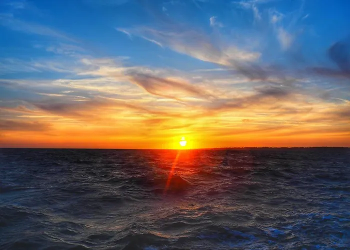 Maison Pour 8, Avec Jacuzzi à 200m De La * La Bernerie-en-Retz